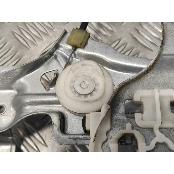 Elevalunas Trasero Derecho para Renault Megane Iii Berlina 5 P