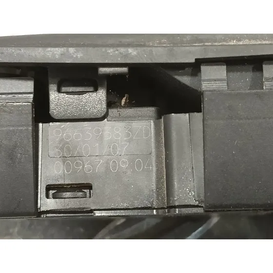 Mando Elevalunas Delantero Izquierdo para Citroën C4 Grand Picasso