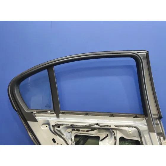 Puerta Trasera Izquierda para Bmw Serie 3 Berlina (E90)