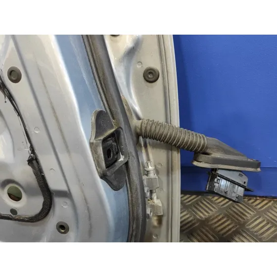 Puerta Trasera Izquierda para Bmw Serie 3 Berlina (E90)