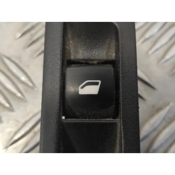 Mando Elevalunas Delantero Izquierdo para Citroën C-Elysee