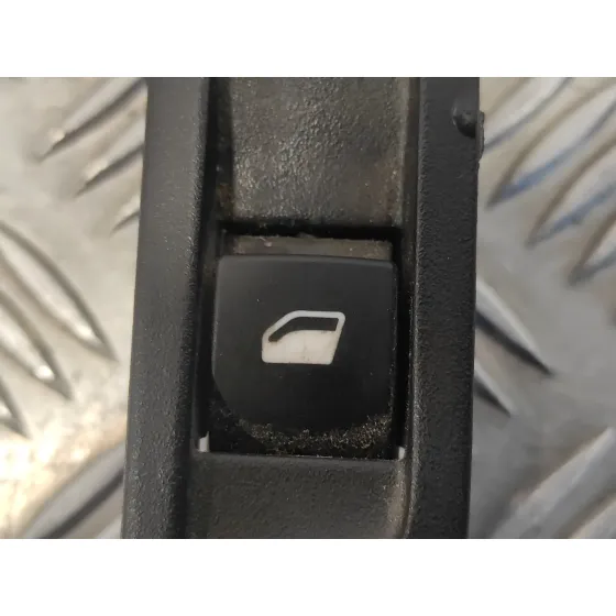 Mando Elevalunas Delantero Izquierdo para Citroën C-Elysee