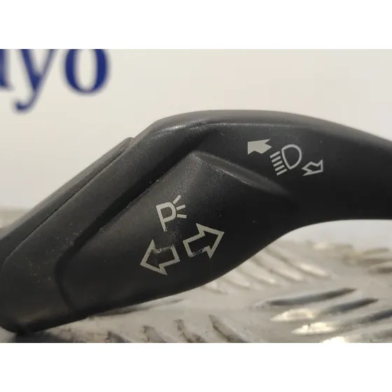 Mando Intermitentes para Ford Kuga (Cbs)