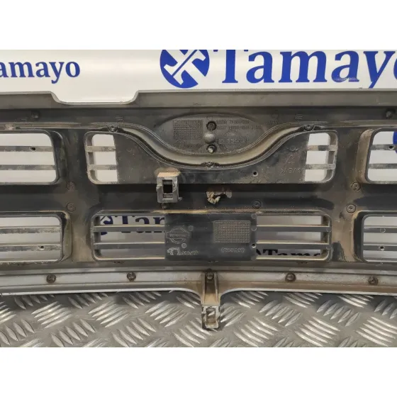 Rejilla Delantera para Ford Maverick (Nl)