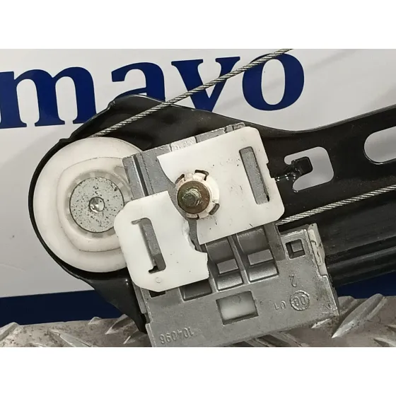 Elevalunas Trasero Derecho para Mercedes-Benz Clase C (W203) Berlina