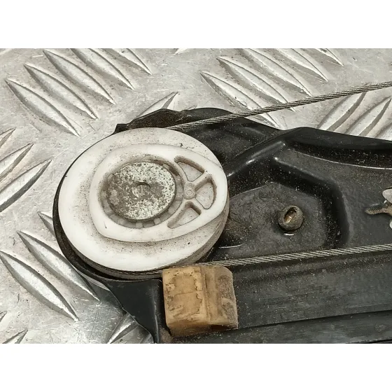 Elevalunas Trasero Izquierdo para Mercedes-Benz Clase C (W203) Berlina