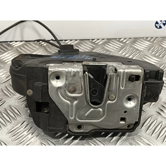 Cerradura Puerta Trasera Derecha para Mercedes-Benz Clase C (W203) Berlina