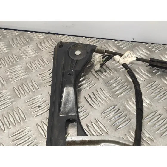 Elevalunas Delantero Izquierdo para Mercedes-Benz Clase C (W203) Berlina