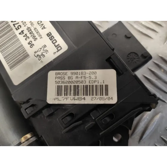 Motor Elevalunas Delantero Derecho para Peugeot 307 (S1)