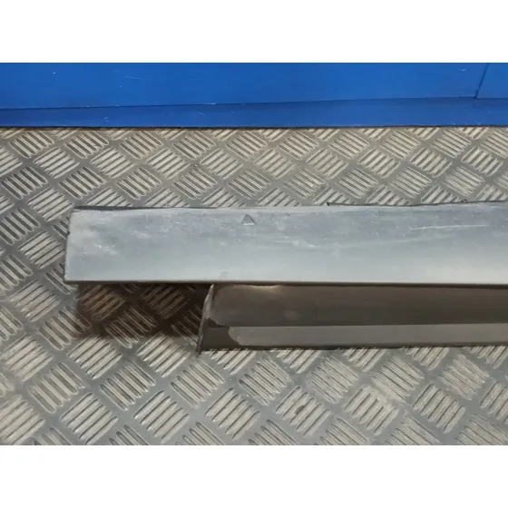 Talonera Derecha para Ford Focus Lim. (Cb8)