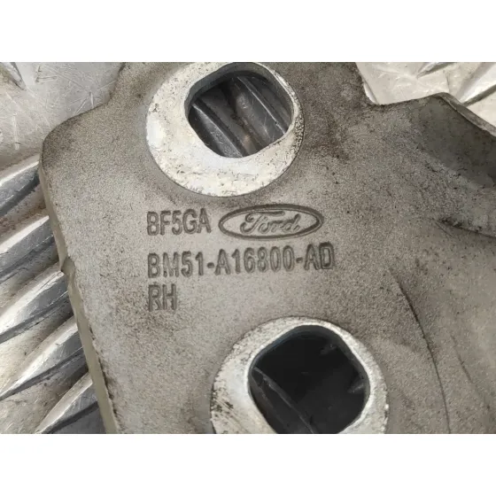 Visagra Capo para Ford Focus Lim. (Cb8)