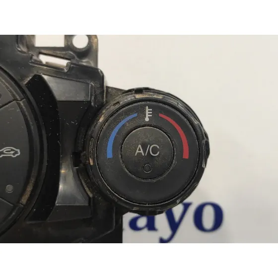 Mando Climatizador para Ford Fiesta (Cb1)