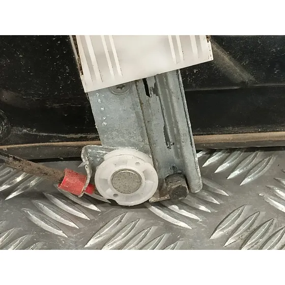 Elevalunas Delantero Derecho para Ford Fiesta (Cb1)