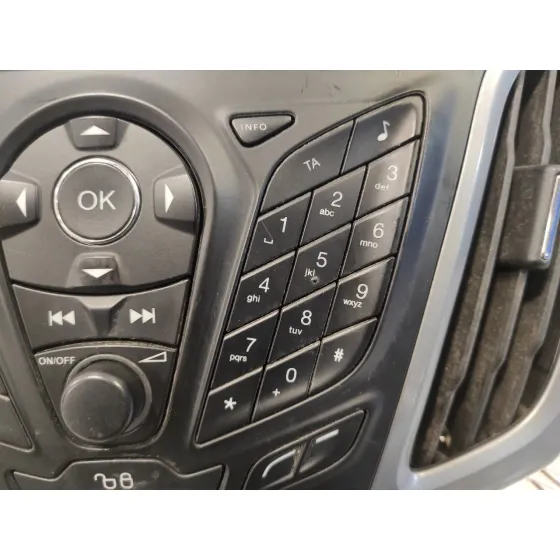 Sistema Audio / Radio Cd para Ford Focus Lim. (Cb8)