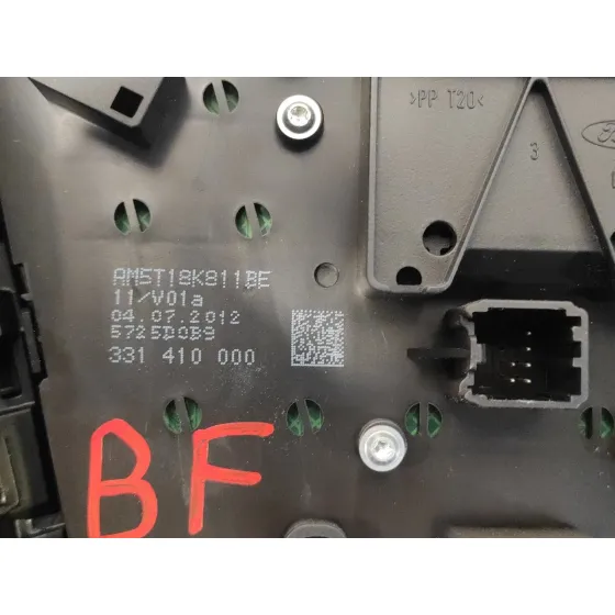 Sistema Audio / Radio Cd para Ford Focus Lim. (Cb8)