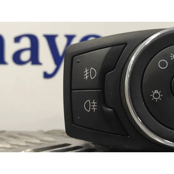 Mando Luces para Ford Focus Lim. (Cb8)