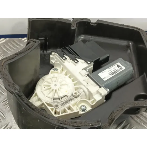 Elevalunas Trasero Derecho para Seat Leon (1P1)