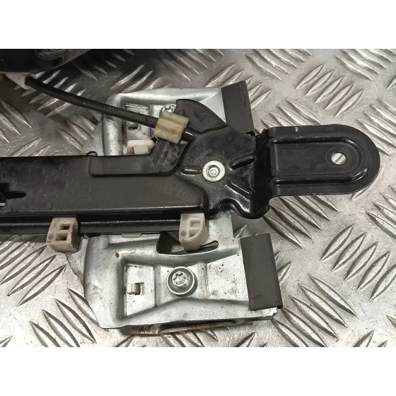 Elevalunas Trasero Derecho para Seat Leon (1P1)