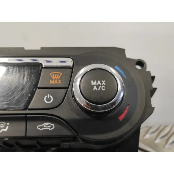 Mando Climatizador para Ford Focus Lim. (Cb8)