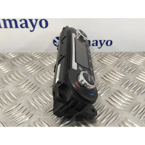 Mando Climatizador para Ford Focus Lim. (Cb8)