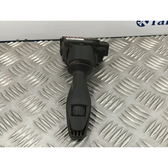 Mando Limpia para Ford Fiesta (Cb1)