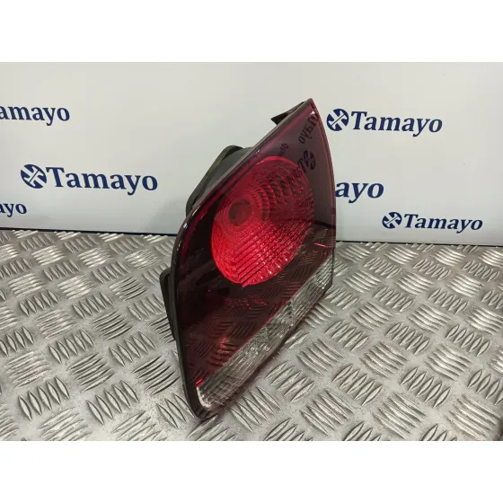 Piloto Trasero Derecho Interior para Volkswagen Touareg (7L6)
