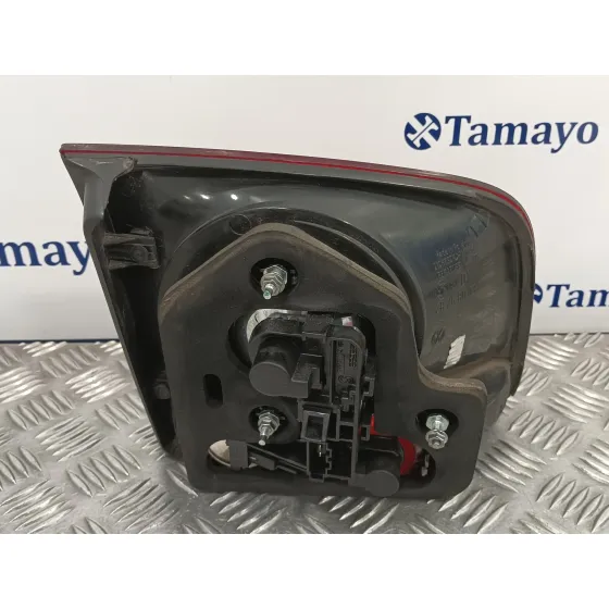 Piloto Trasero Derecho Interior para Volkswagen Touareg (7L6)