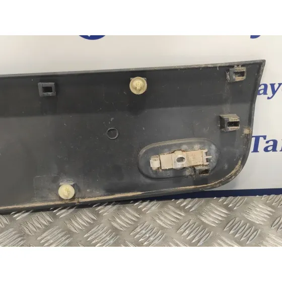 Faldon Lateral para Mercedes-Benz Sprinter Ii James Cook (906)