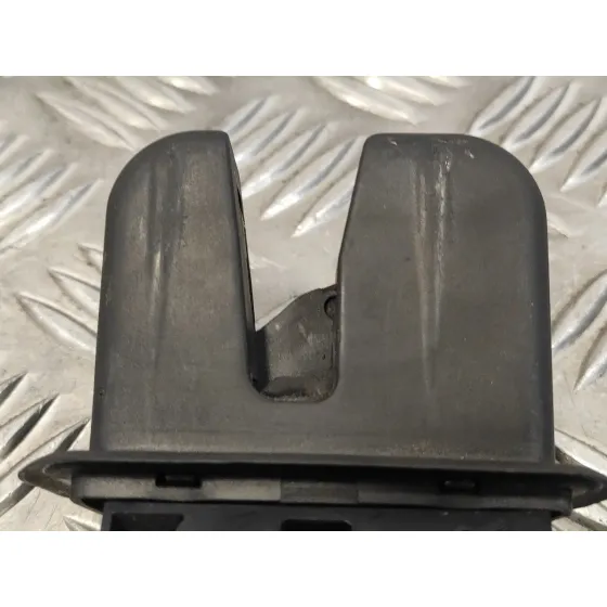 Cerradura Maletero / Porton para Volkswagen Passat Berlina (3C2)