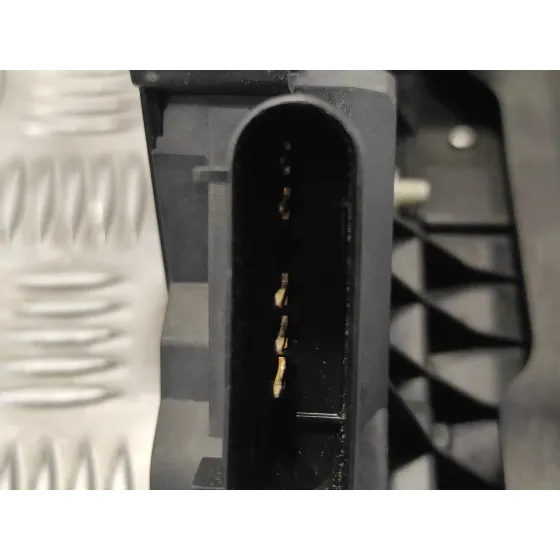 Cerradura Puerta Delantera Izquierda para Ford Focus Lim. (Cb8)