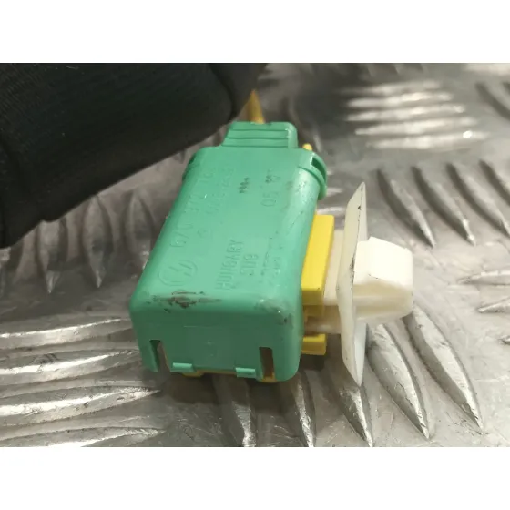 Cinturon Seguridad Trasero Derecho para Volkswagen Touareg (7L6)