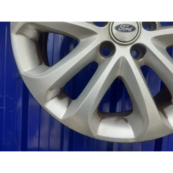 Llanta para Ford Focus Berlina (Cap)