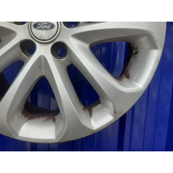 Llanta para Ford Focus Berlina (Cap)