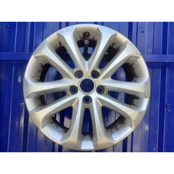 Llanta para Ford Focus Berlina (Cap)