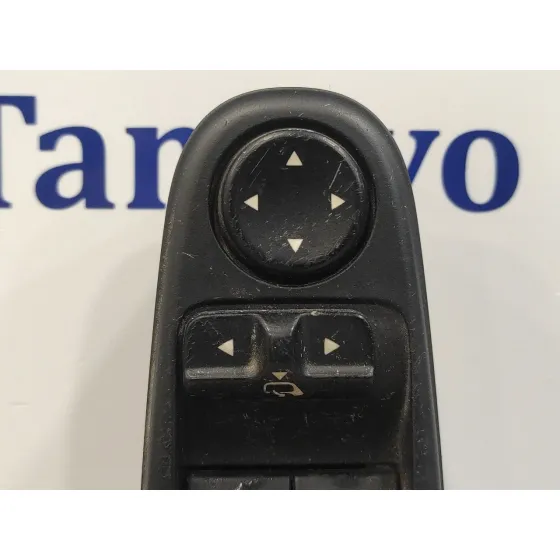Mando Elevalunas Delantero Izquierdo para Citroën C4 Picasso