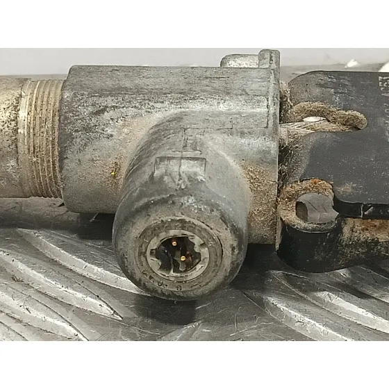 Pretensor Cinturon Delantero Izquierdo para Nissan Interstar (X70)