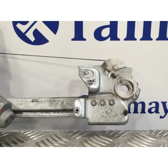 Elevalunas Delantero Izquierdo para Citroën C3