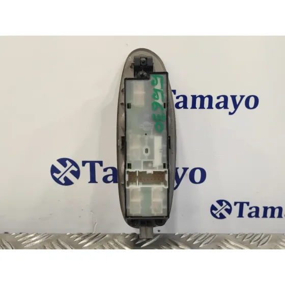 Mando Elevalunas Delantero Izquierdo para Nissan Almera Tino (V10M)