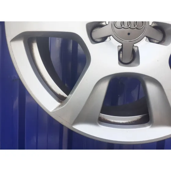 Llanta para Audi A4 Avant (8K5) (2008)