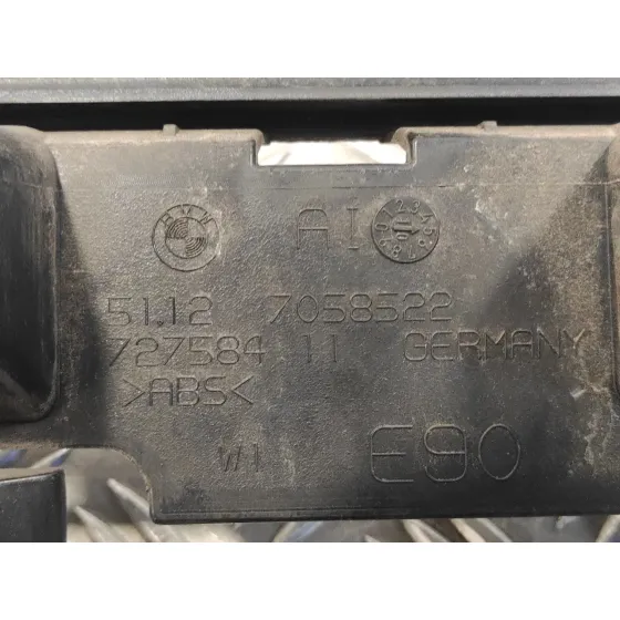 Moldura para Bmw Serie 3 Berlina (E90)