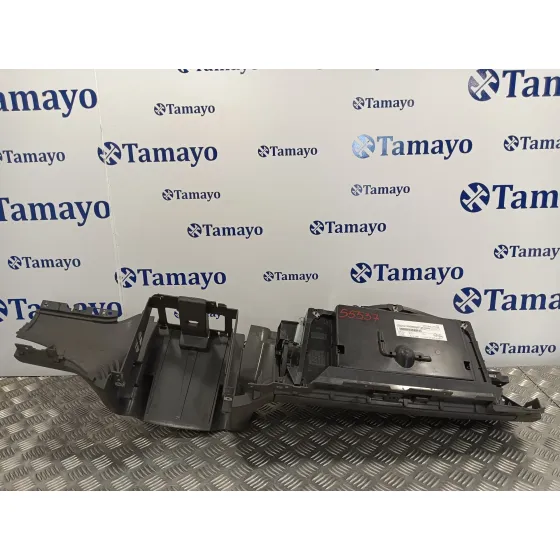 Guantera para Volkswagen Touareg (7L6)