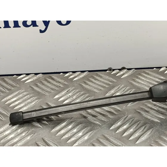 Brazo Limpia Trasero para Volkswagen Touareg (7L6)