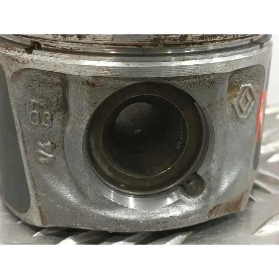 Piston para Nissan Qashqai (J11)