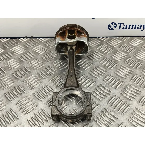 Piston para Mazda 3 Berlina (Bp)