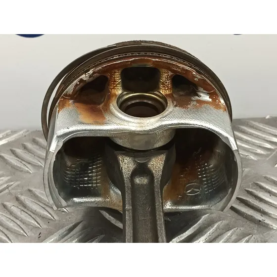 Piston para Mazda 3 Berlina (Bp)