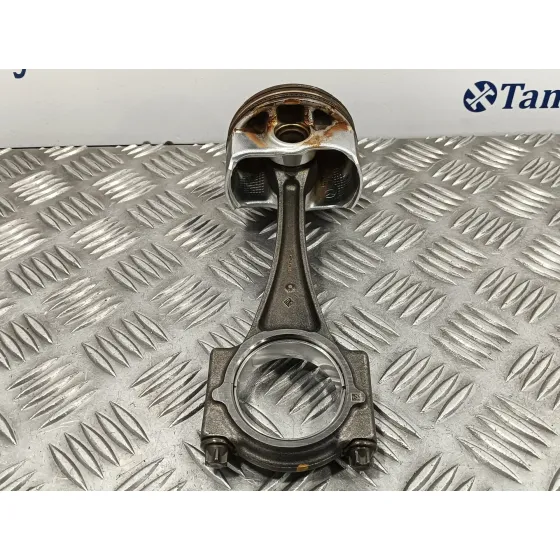 Piston para Mazda 3 Berlina (Bp)