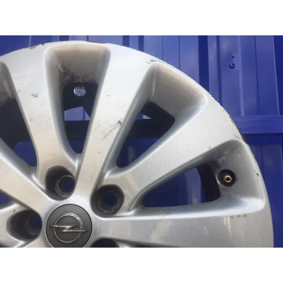 Llanta para Opel Astra J Lim.