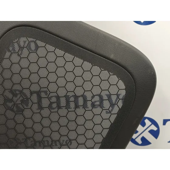 Guarnecido Puerta Trasera Izquierda para Volkswagen Touareg (7L6)