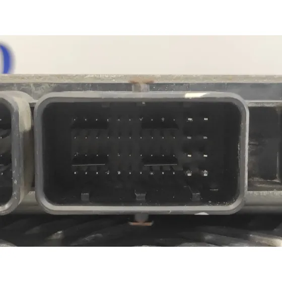 Centralita Motor Uce para Dacia Sandero