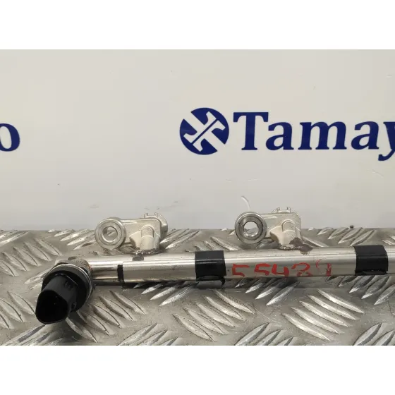 Rampa Inyectora para Mazda 3 Berlina (Bp)